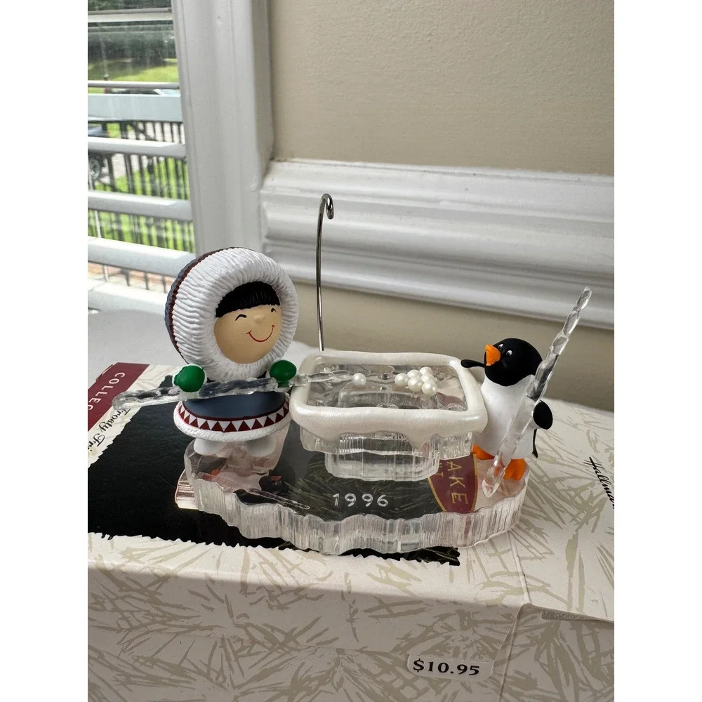 Hallmark keepsake frosty